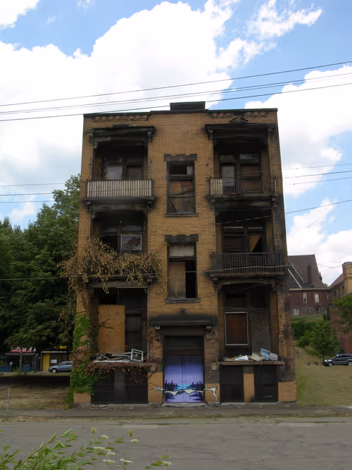 Item #91931664106156571735263247446027128189393314859416519894388302231160785731585 Media