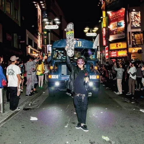 Item #12410577085583635741847651053181208342609125987671627115778380752519182680065 Media