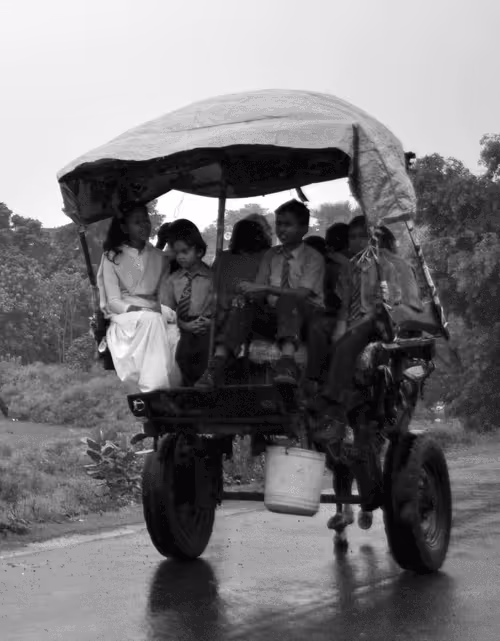 Item #109579018027133606473158902058456759875658318669045531735484408714234844676097 Media