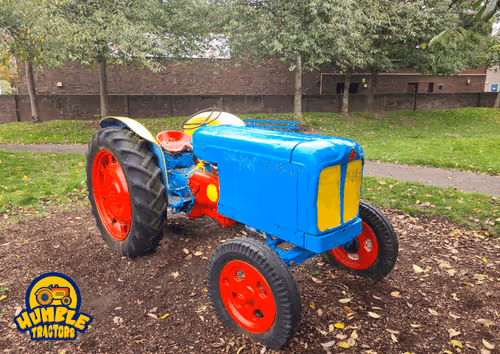 Item #35863194083128256797647772425284652682645032595179500226087347017466804961281 Media