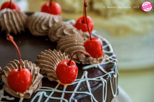 Item #21218919643484846679386017214105436286474954155539936946797714299607268196372 Media