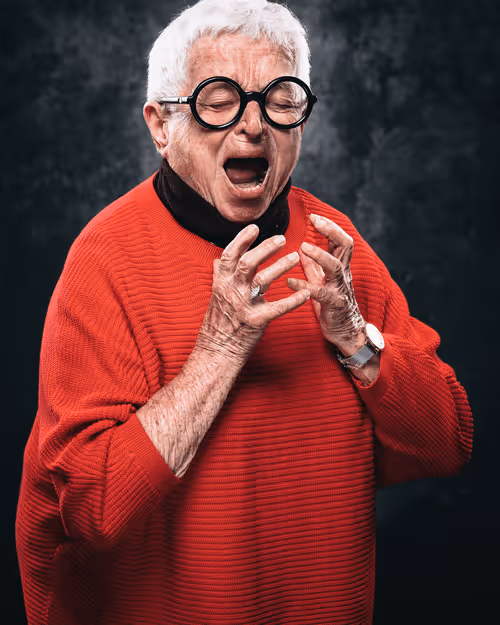 Item #84208708956702857961013773193563981627080288725944889281530937075188264599553 Media