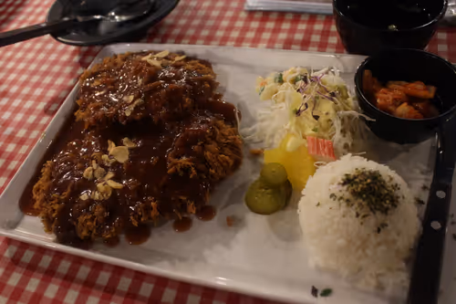 Item #76436442403238931654769079215325506734034420621269194264977366275324458827777 Media