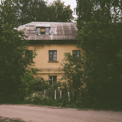 Item #34811634924862855090105769671786307071201187759740501250683185472736170344449 Media