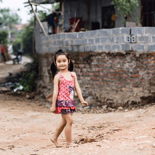 Item #80488266671287018131558448213082272878703229800970441297784273653277233512449 Media