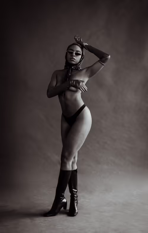 Item #76110080797063847900013459866181544009471731080577836334971526801794814443530 Media