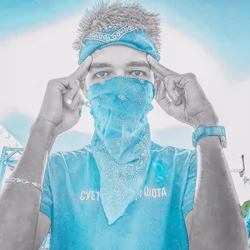 Item #46040828420268280894490084636142413998370387771757851018912622271135634948097 Media