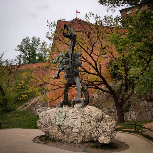 Item #33462158201964639562102265228228875634373109362842902798641885815998414585857 Media