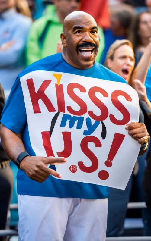 Item #107344339858647892832843594109438734116693924416992131867704576410339355132554 Media