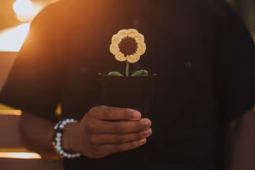 Item #24254534113002831667604478980442589605007155413265616638335107402530549661697 Media