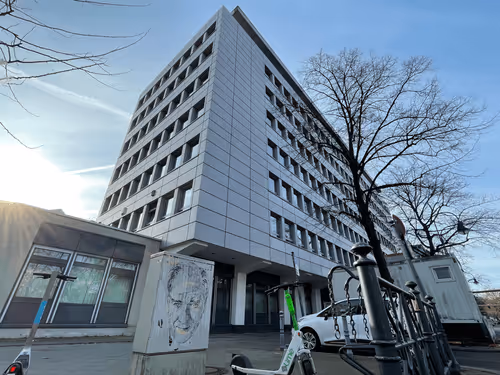 Item #35339417924445304267052449174579644074826086506751043788329225574119662157925 Media