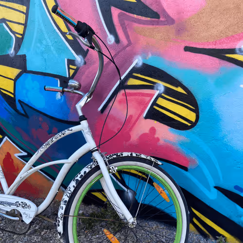 Item #51107028403931991835329534031498650772266658764783547759528015649744577626113 Media