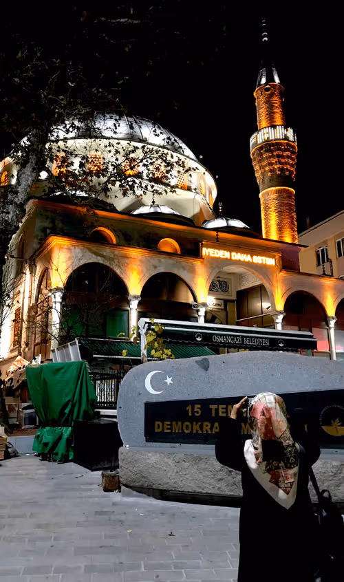 Item #57164340370605487482771130434956821177092171765090651853542028316494234910721 Media