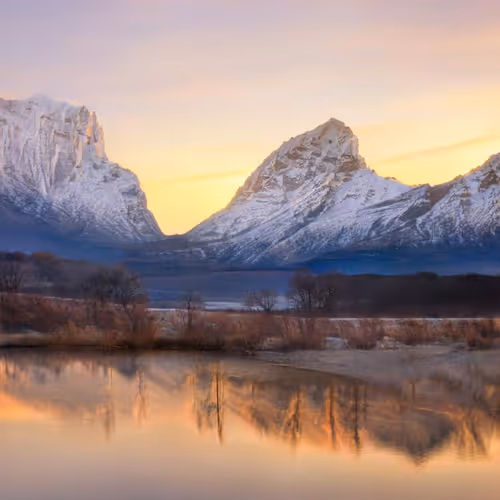 Item #63105880024703892761126432496851691038103644888978015742524661476096722599937 Media