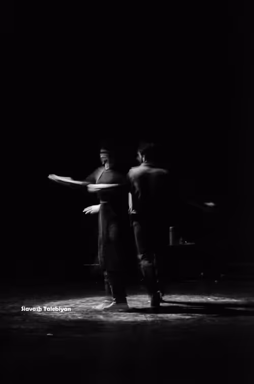 Item #88588118460762935851954819290277197949236789267554687293919040383646559109121 Media