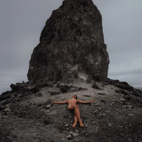 Item #78290495778488024413402900412975028234166831643233263215137554392356243898369 Media