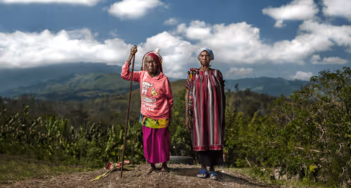 Item #21018655333015772418941296844921796816723051923956967739323501684417626113 Media