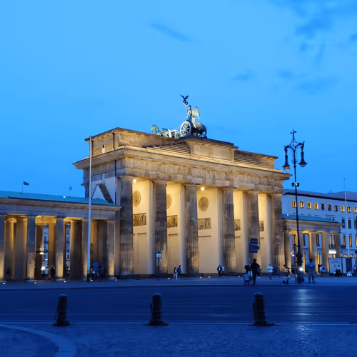 Item #96204562423592290746607308540151786971420842414918057487439675839806510727169 Media