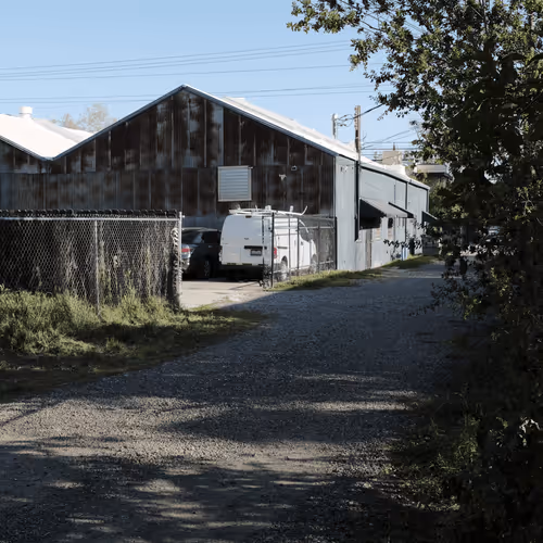 Item #63469761567061717341732170854689072472341875368113613158341509174436160339969 Media