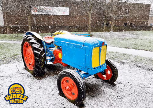 Item #35863194083128256797647772425284652682645032595179500226087347049352642166785 Media