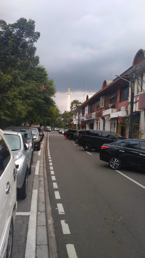 Item #73417258866289336919168917748854287645126276387520336735108771850814274666497 Media