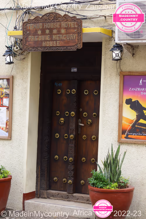 Item #21218919643484846679386017214105436286474954155539936946797714253427779829770 Media