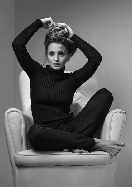 Item #83474408150443161227419273742814860452888408872523415106862383463631838773249 Media