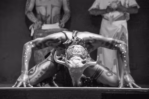 Item #110527260679406616687648876456332476743393224185300282858370831847549835411457 Media