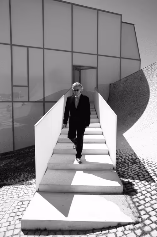 Item #61601413983432262200822046408210296549184035160504594584973518367757384548362 Media