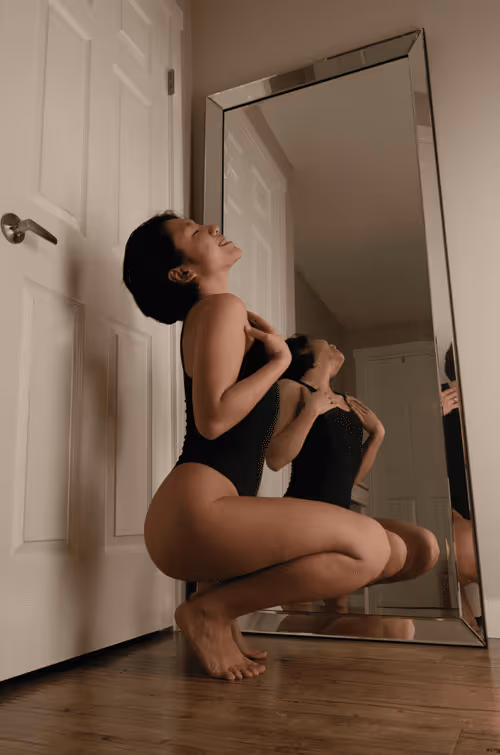 Item #109720428617165519679978807728490706852165057737244210530146316387753048145921 Media