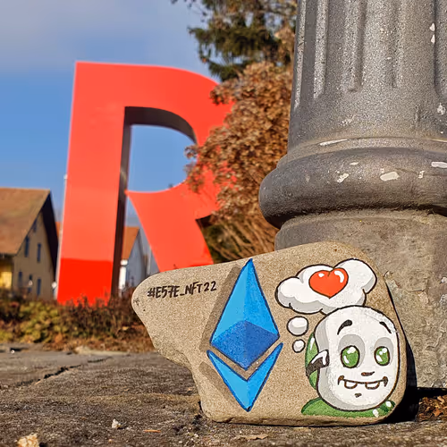 Item #76780836000871444111786607703412504968769074453506874541421732879770880835585 Media