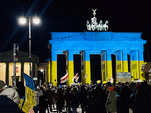 Item #35339417924445304267052449174579644074826086506751043788329225541134313325544 Media