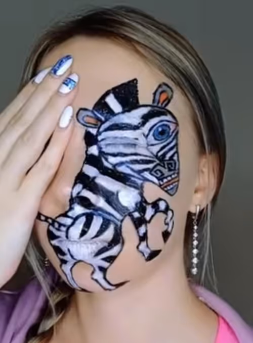 Item #89693513613290891436377083915430040434301326534916612474128717173628713566213 Media