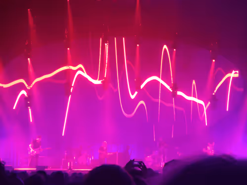 Item #9465225036097986852809308414241989554970344814191743666457664732286561550337 Media