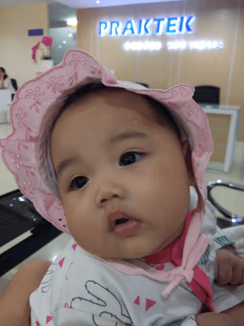 Item #51198950727353000400182026279026974017434036809871363174420400679952211509249 Media