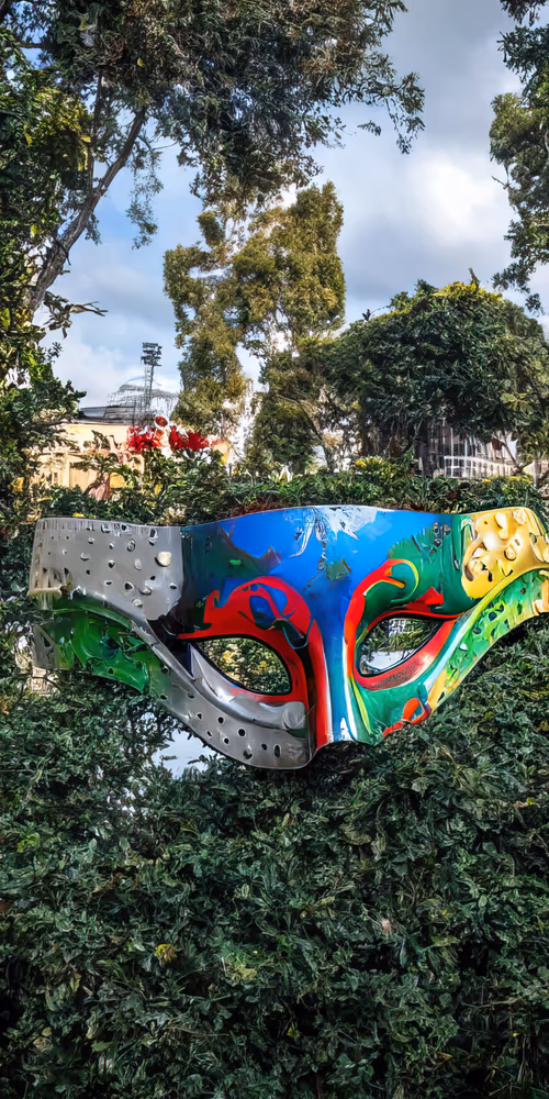 Item #53204195999668057401361450590388499232587888718751066529720239277406548918273 Media