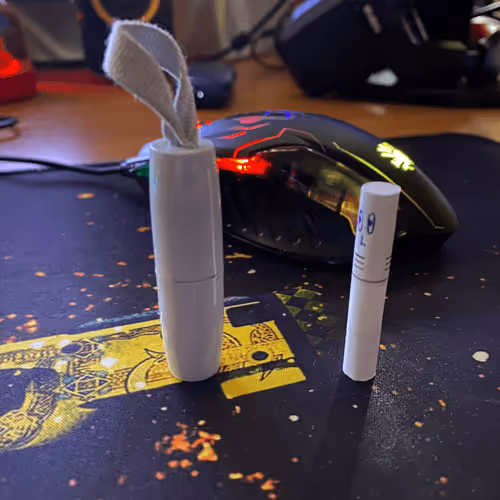 Item #30587653271436404634505778057322330738353478489607929798913941455235511746561 Media