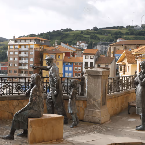 Item #24545568504354300633593058674469301359110780642168040344765706387686560890930 Media