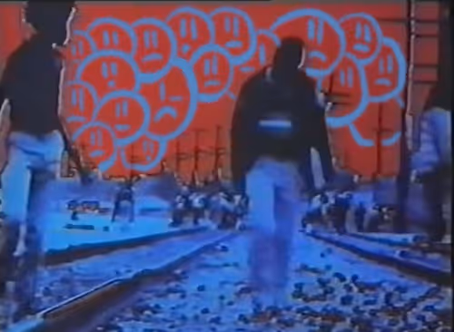 Item #64033267304362519580439982441308994975958349507284593588752999458092070469642 Media