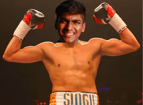 Untitled Collection #121806505