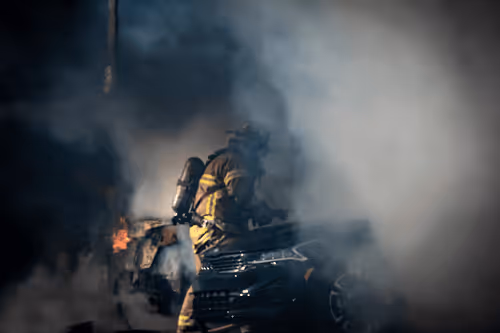 Item #27439795062901092399321903142193696129956748836890612143491337720090903707649 Media