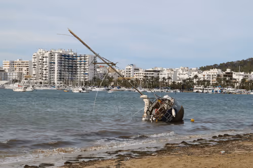 Item #75910940865497505828175027712835434878511904351959988832947875686966506815588 Media