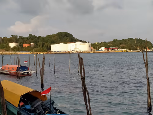 Untitled Collection #199304122