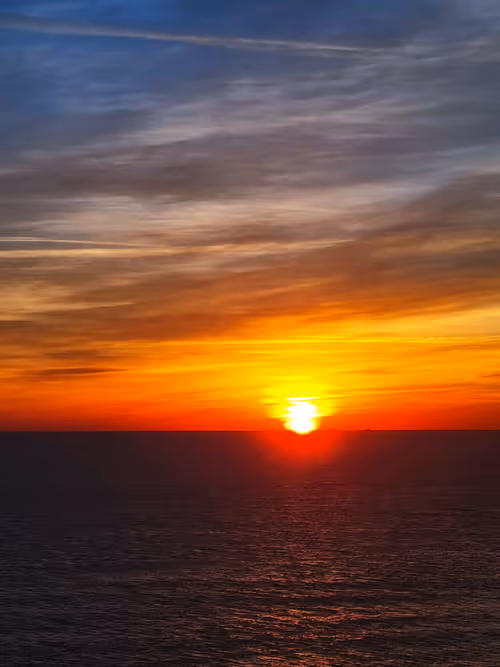 Item #22712614481380785651422235190433791711720180281810827059454884200611166814209 Media