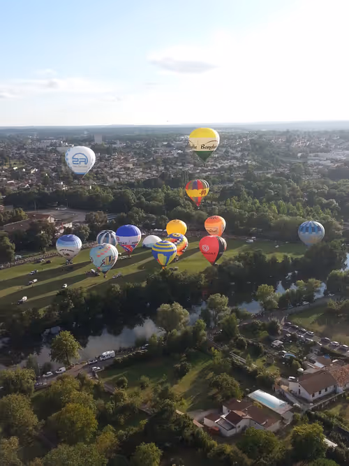 Item #53727896107916629992550653410406329146944861461832042708051221081638926548993 Media