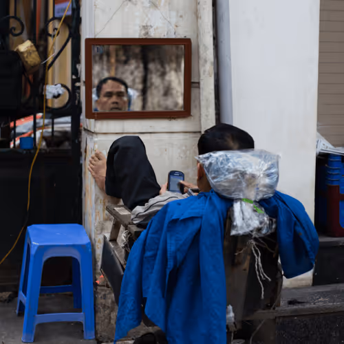 Item #80488266671287018131558448213082272878703229800970441297784273624689931190273 Media