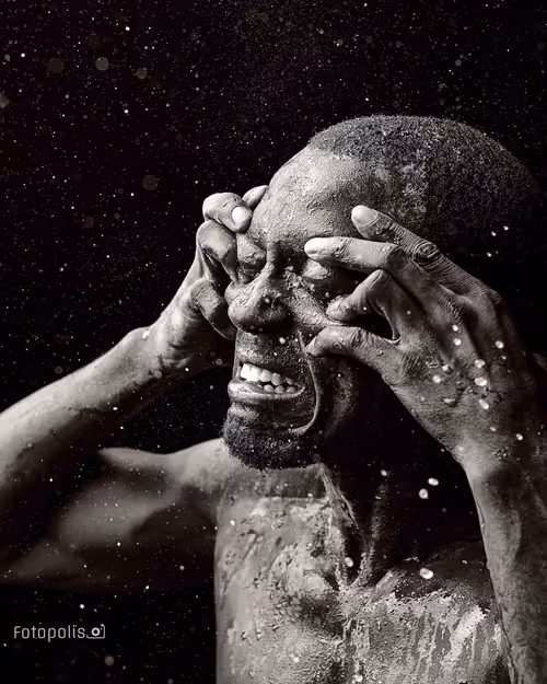 Item #107891672212209537872235688752147564085638040709111538284841991718582666395649 Media