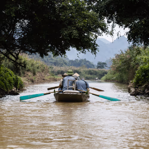 Item #80488266671287018131558448213082272878703229800970441297784273634585535840257 Media