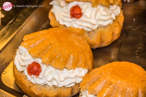 Item #21218919643484846679386017214105436286474954155539936946797714327095058890772 Media