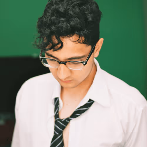 Item #63911700341731021266299184796302237032940912069196948965584492608889750028289 Media